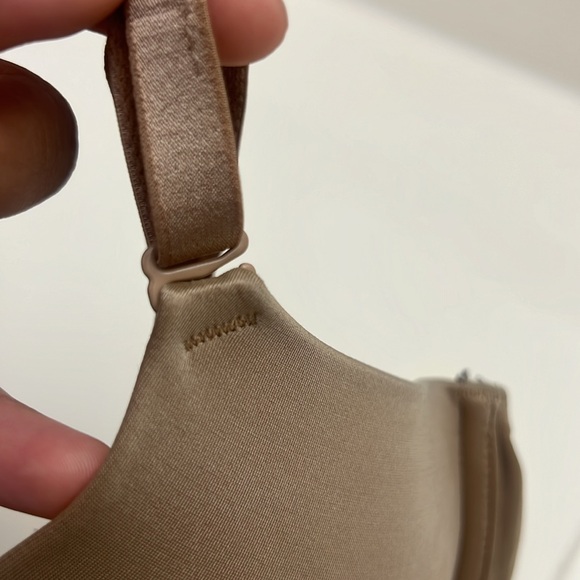 Ambrielle Push up Plunge Bra, size: 36c color: Tan - Picture 3 of 5